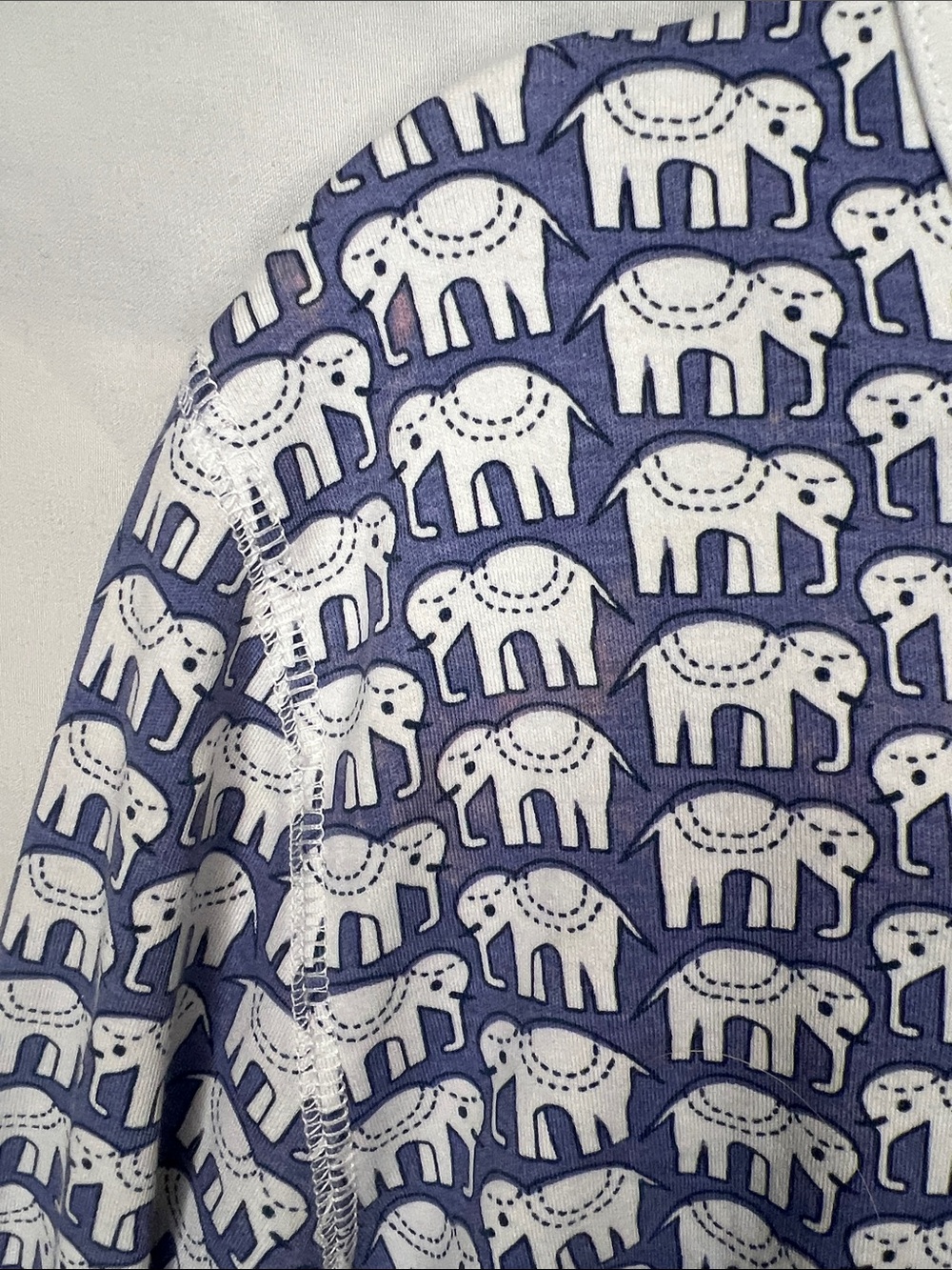 Roller Rabbit Navy & White Elephant-Print Long Sleeve Pajama Set Size Medium - Picture 5 of 11